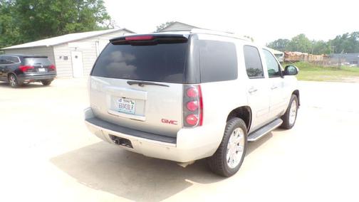 Quicksilver Metallic 2013 GMC Yukon Denali