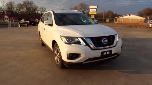 2017 Nissan Pathfinder SV