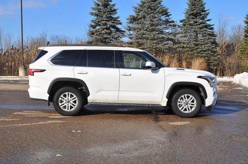 2023 Toyota Sequoia SR5