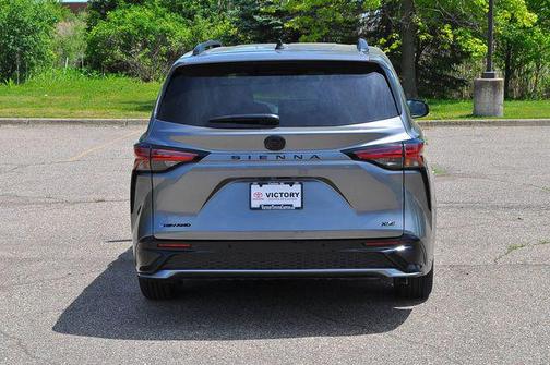 Heavy Metal 2026 Toyota Sienna XSE 7 Passenger