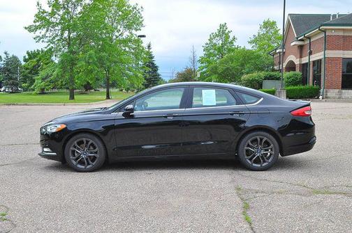Shadow Black 2018 Ford Fusion SE