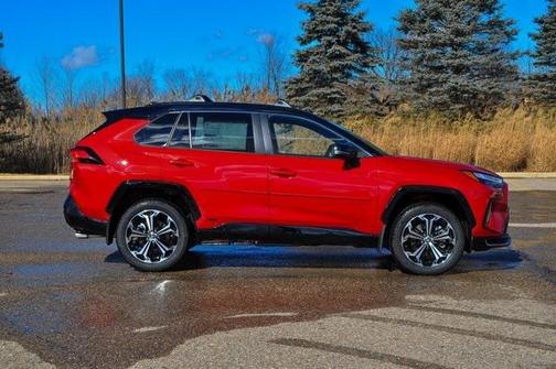 2025 Toyota RAV4 Hybrid SE