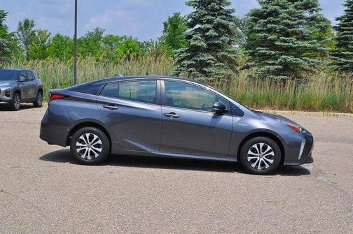 2019 Toyota Prius LE