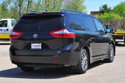 2018 Toyota Sienna XLE Premium