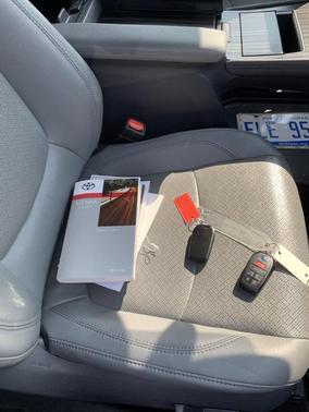 2021 Toyota Sienna Limited 7-Passenger