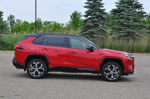 2024 Toyota RAV4 Prime XSE