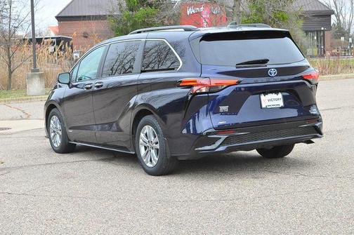 Blueprint 2021 Toyota Sienna XSE 7 Passenger