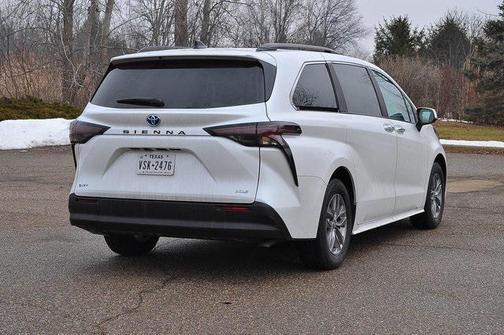 2025 Toyota Sienna XLE