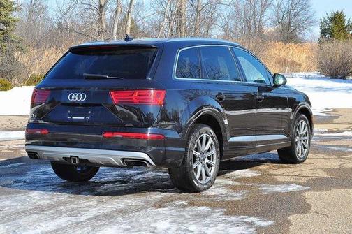 2019 Audi Q7 55 Premium Plus