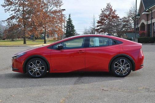 2024 Toyota Prius XLE