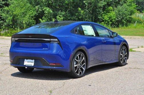 2025 Toyota Prius L