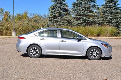 2020 Toyota Corolla Hybrid LE