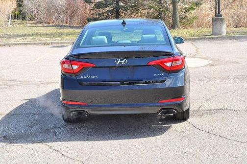 2017 Hyundai SONATA Sport