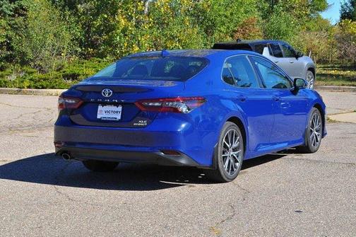 2023 Toyota Camry Hybrid XLE