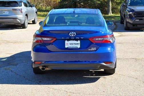 2023 Toyota Camry Hybrid XLE