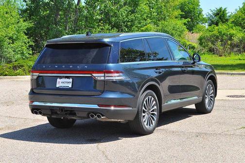 Flight Blue Metallic Clearcoat 2023 Lincoln Aviator Reserve AWD