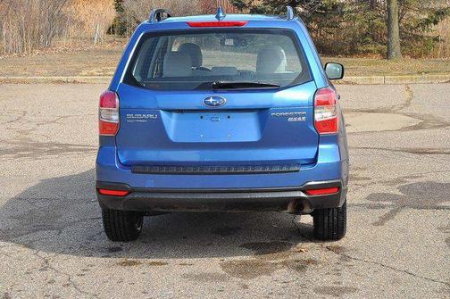 2016 Subaru Forester 2.5i