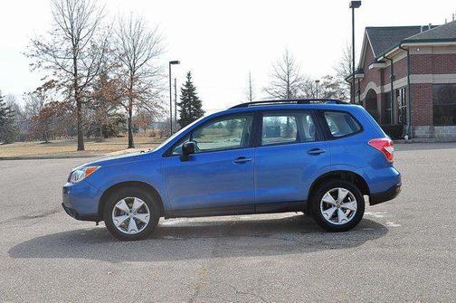 2016 Subaru Forester 2.5i
