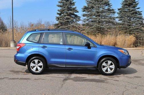2016 Subaru Forester 2.5i