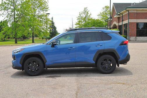 Gun Metallic 2023 Nissan Frontier S