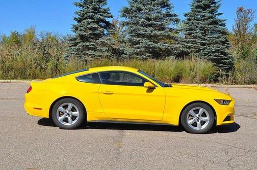 2015 Ford Mustang V6