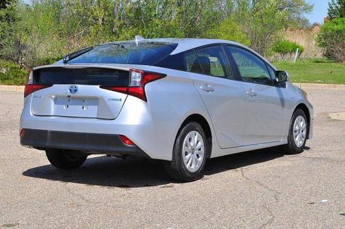 2022 Toyota Prius LE