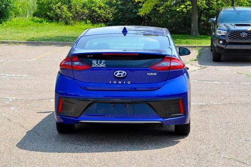 2019 Hyundai IONIQ Hybrid SEL