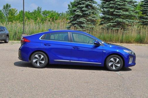 2019 Hyundai IONIQ Hybrid SEL