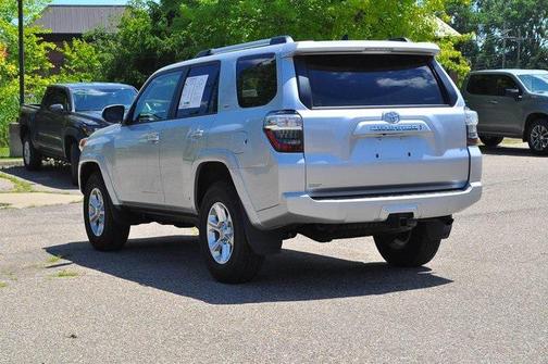 2024 Toyota 4Runner SR5