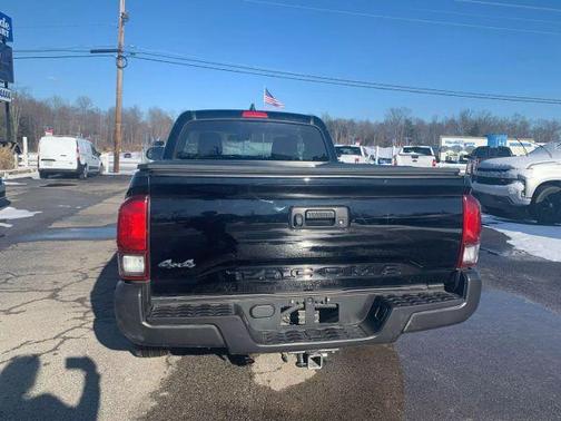 2021 Toyota Tacoma SR