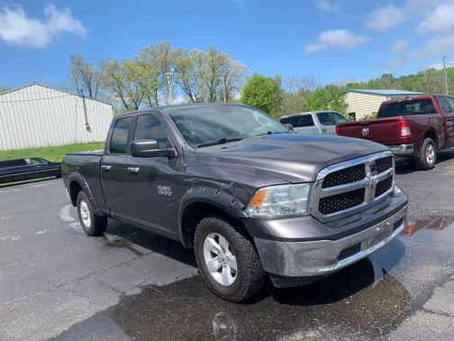 2017 RAM 1500 SLT