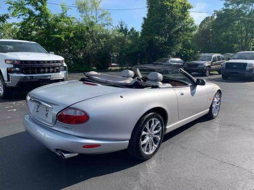 2006 Jaguar XK8