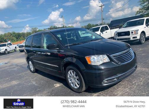 2015 Chrysler Town & Country Touring