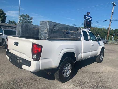 2021 Toyota Tacoma SR5