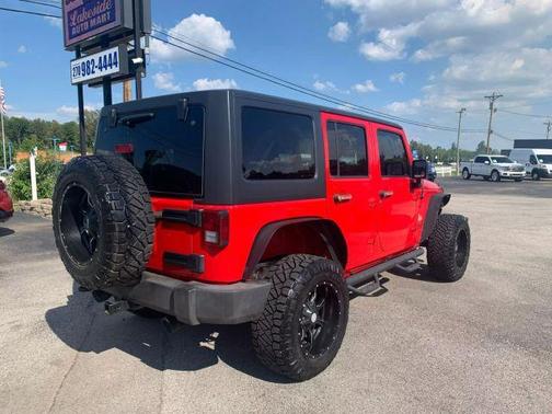 2017 Jeep Wrangler Unlimited Sport