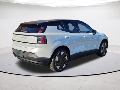 Crystal White 2025 Volvo EX30 Twin Motor Plus