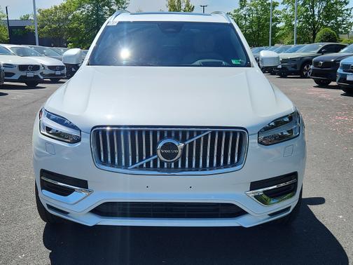2024 Volvo XC90 Recharge Plug-In Hybrid Ultimate
