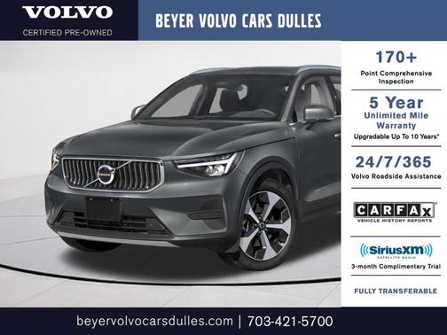 Crystal White Pearl 2025 Volvo XC40 B5 Plus Bright Theme