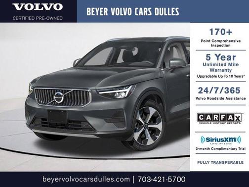 Crystal White Pearl 2025 Volvo XC40 B5 Plus Bright Theme