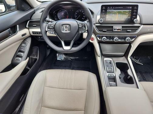 Champagne Frost Pearl 2018 Honda Accord Touring 2.0T