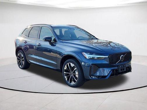 Denim Blue Metallic 2026 Volvo XC60 B5 Plus