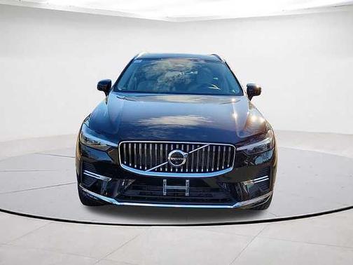 2023 Volvo XC60 Plus