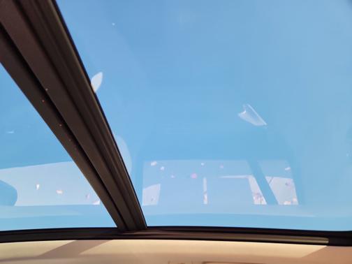 2024 Volvo XC90 Recharge Plug-In Hybrid T8 Plus Bright Theme 7 Passenger