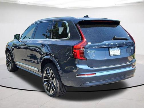 Denim Blue Metallic 2026 Volvo XC90 B5 Plus 7-Seater