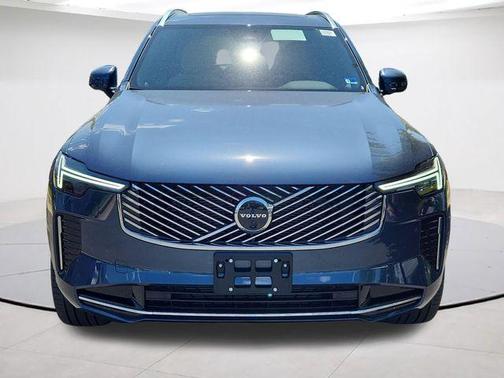 Denim Blue Metallic 2026 Volvo XC90 B5 Plus 7-Seater