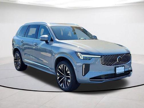 Metallic 2025 Volvo XC90 Plug-In Hybrid T8 Ultra 7-Seater