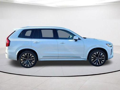 Crystal White Pearl 2026 Volvo XC90 Plug-In Hybrid T8 Ultra 7-Seater