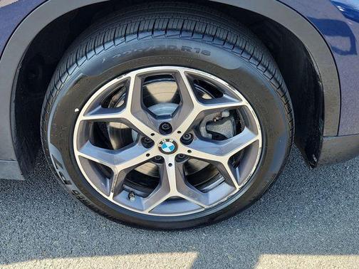Mediterranean Blue Metallic 2018 BMW X1 sDrive28i