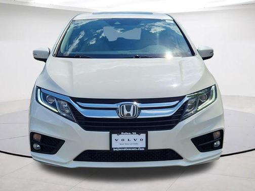 White Diamond Pearl 2019 Honda Odyssey EX-L