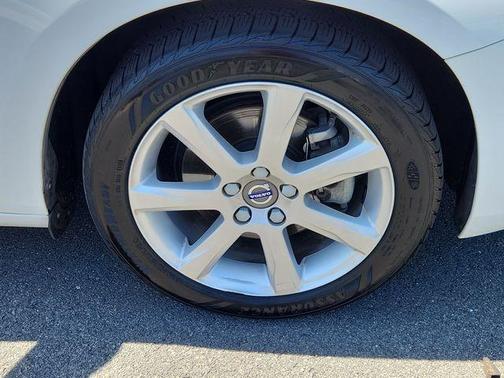 Ice White 2016 Volvo S60 T5 Premier
